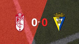 Granada y Cádiz no se sacaron ventaja y terminaron sin goles