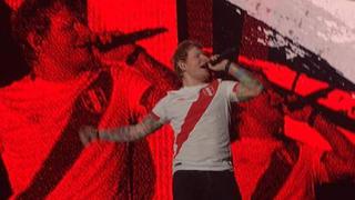 Selección Peruana: Ed Sheeran vistió la bicolor en concierto y alocó a sus fans