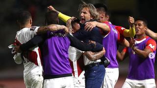 Tras triunfo ante Venezuela: FIFA destacó el festejo entre Ricardo Gareca y Christian Cueva [FOTO]
