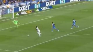 Vinicius no la ve: falló una clarísima ocasión solo en la goleada del Real Madrid ante Getafe [VIDEO]