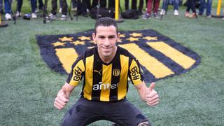 Refuerzo de lujo: Maxi Rodríguez fue presentado oficialmente como jugador de Peñarol