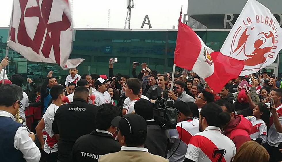¡Espectacular! Selección Peruana viaja a Europa para completar preparación con miras a Rusia 2018 | FOTOS
