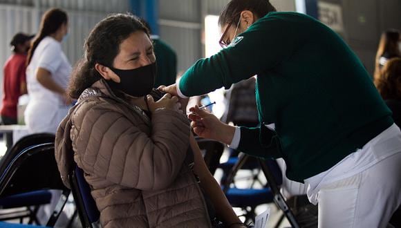 Vacuna COVID-19 en México: requisitos, link oficial para ser vacunado y cómo registrarte aquí (Foto: Getty Images)