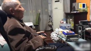 Abuelo gamer de 86 años ha terminado 300 videojuegos en 20 años