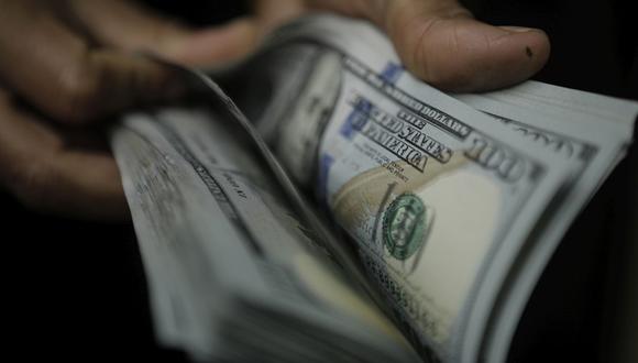 El dólar se negociaba a 20,7 pesos en México este viernes. (Foto: Joel Alonzo / GEC)