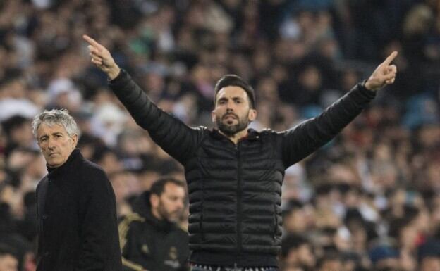 Pablo Sarabia es el asistente de Quique Setién en el Barcelona. (Foto: Agencias)