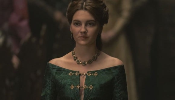 Emily Carey usa un vestido verde como Alicent Hightower en el quinto capítulo de "House of the Dragon" (Foto: HBO)
