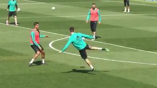 Cristiano, el acróbata: el golazo de 'tijera' del portugués en entrenamiento de Real Madrid [VIDEO]