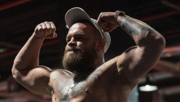 Conor McGregor y su nuevo físico al subir 15 kilos de músculo mientras se recupera de su lesión. (Instagram)