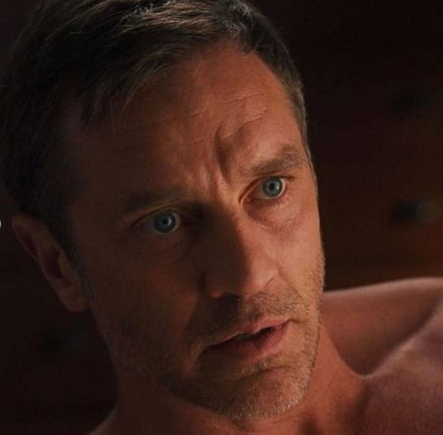 An image from 2022 that the actor uploaded to his social networks.  In it he appears with a naked torso (Photo: Devon Sawa / Instagram)