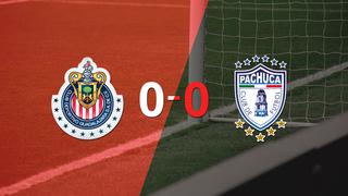 Chivas no pudo con Pachuca y empataron sin goles