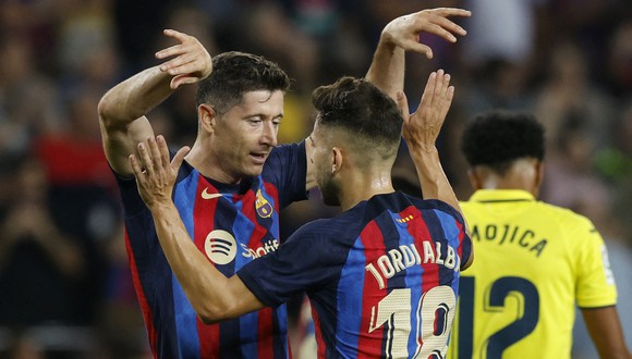 Robert Levandowski marcó dos goles en el triunfo de Barcelona sobre Villarreal. (Foto: REUTERS)
