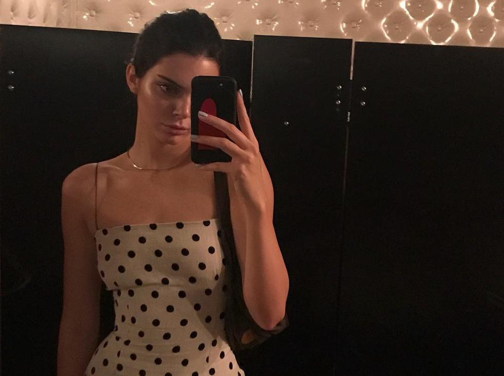 Kendall Jenner usó su cuenta de Instagram para saludar a las mujeres más importantes de su vida. (Fotos: Instagram)