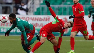 "¿Farfán o Coutinho?": los elogios que los hinchas de Lokomotiv le dedicaron a la 'Foquita'