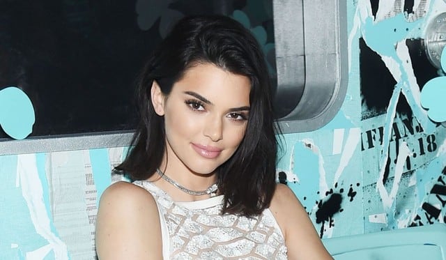 Kendall Jenner suele compartir provocativos videos en Instagram Stories.  
(AFP)
