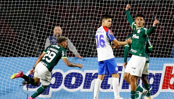 Emelec vs. Huracánse enfrentaron por Copa Libertadores 2023. (Foto: AFP)