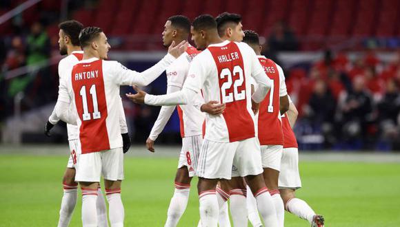 El Ajax se medirá ante el Benfica por los octavos de final de la Champions League. (Foto: AFP)