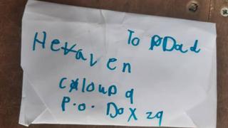 Cartero encuentra la carta de una niña a su padre fallecido y tiene conmovedor gesto con ella