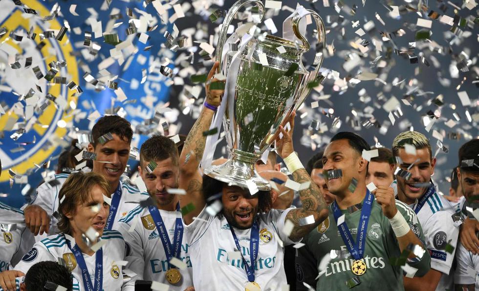 Las mejores fotos de los festejos del Real Madrid tras la obtención de la Champions League. (Agencias)
