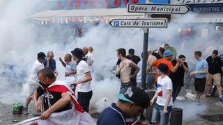 Eurocopa Francia 2016: la batalla campal entre 'Hooligans' y policías