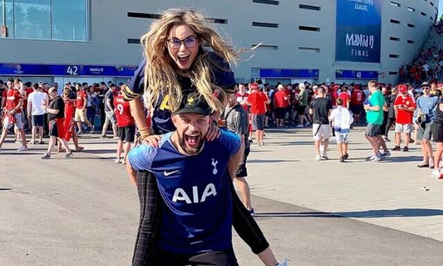 Finn Bálor y Verónica Rodríguez. (WWE)