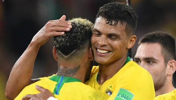 Thiago Silva mandó mensaje a peruanos tras quejas por Neymar. (Foto: AFP)