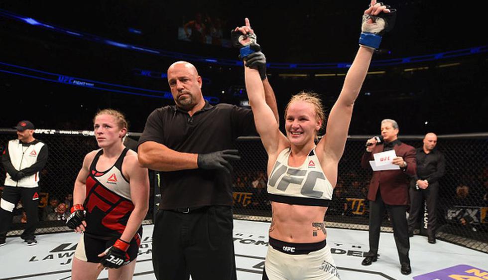 Valentina Shevchenko venció a Sarah Kaufman en el UFC on Fox: dos Anjos vs. Cerrone 2 por decisión dividida. (Getty)