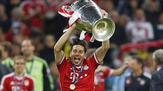 Y recordó sus mejores goles: Champions League felicitó a Claudio Pizarro “por su gran carrera”