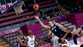 Hizo saltar a todo el público: el genial triple de Argentina ante Dominicana para ir a overtime en Lima 2019 [VIDEO]