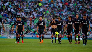 Aficionados de Cruz Azul ocultan tristeza y vergüenza por mala campaña en Liga MX