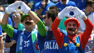 Eurocopa Francia 2016: hinchas disfrazados y pintados se llevan las miradas