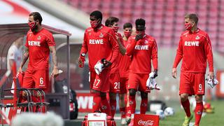 Con una condición: Bundesliga relaja medidas y anuncia que suplentes ya no estarán obligados a llevar mascarillas