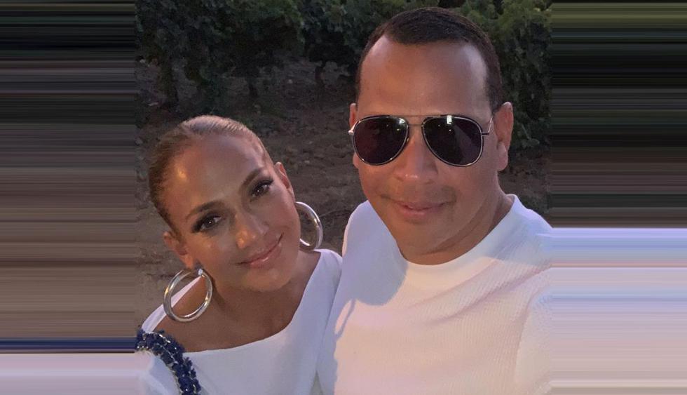 Jennifer Lopez y su desafiante fotografía al lado de Álex Rodríguez. (Foto: @arod)