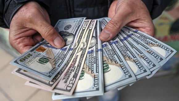 Sepa aquí a cuánto se cotiza el dólar en México este 3 de mayo de 2021. (Foto: AFP)
