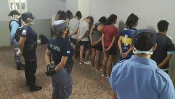 Tras ser interceptadas por efectivos policiales en el barrio Villa del Carmen, fueron trasladadas a la Comisaría Primera de Resistencia. (Foto: Difusión)