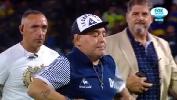 Boca vs. Gimnasia: Diego Maradona hizo el gesto de la gallinita cuando se iba al vestuario. (Video: Twitter)