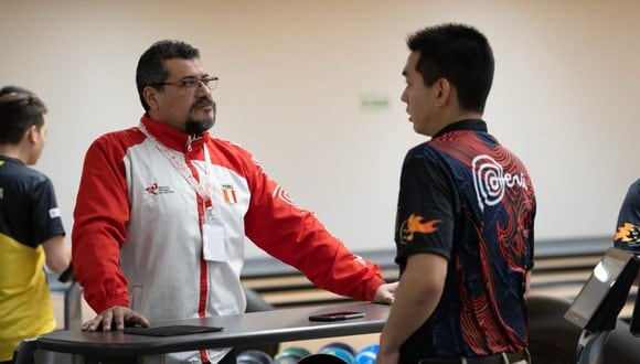 Ernesto Ávila es mexicano y desde hace una década ha impulsado el bowling peruano como entrenador de la selección nacional. (Foto: Difusión)