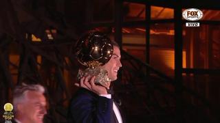 ¡Desde la Torre Eiffel! Cristiano Ronaldo levantó el Balón de Oro 2017 en extraordinario espectáculo [VIDEO]
