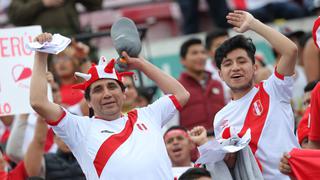 Selección Peruana cumple con los hinchas que se quedaron con entradas en la mano ante Brasil