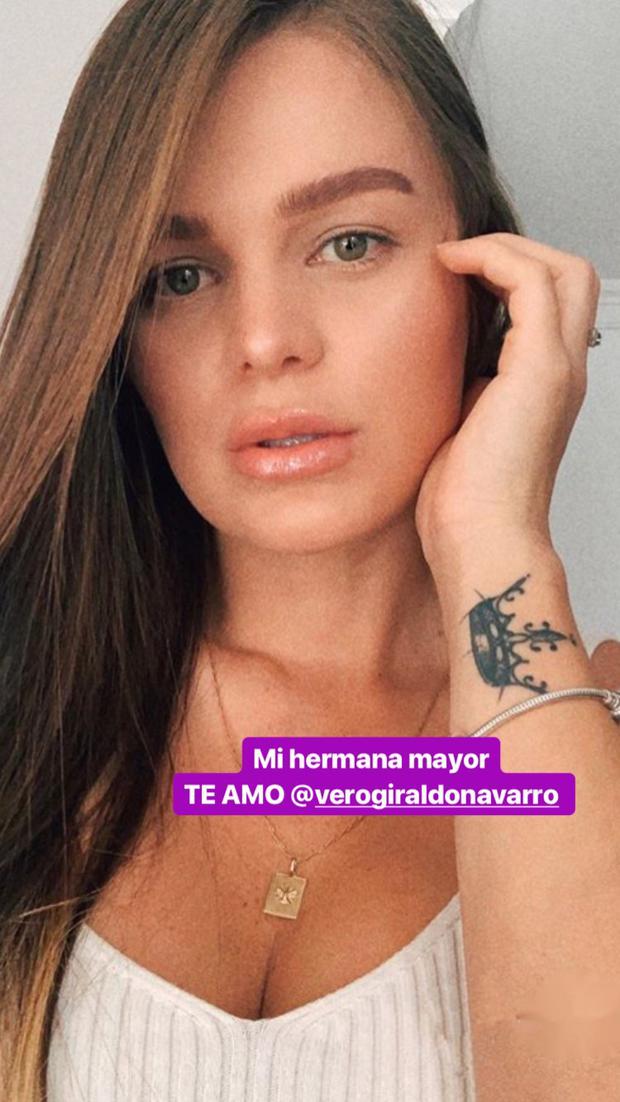 Karol G presentó a sus hermanas en sus redes sociales. (Foto: Instagram)