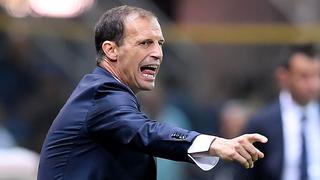 Fuerte y claro: DT de Juventus anuncia este castigo para Douglas Costa por escupir a rival en Serie A