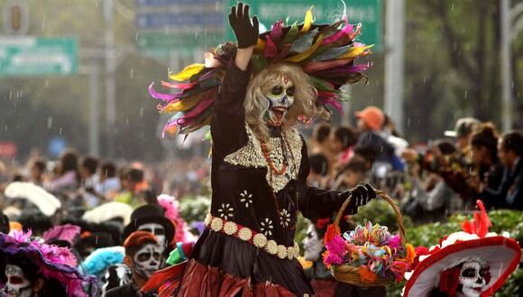 Desfile de día de Muertos es uno de los principales atractivos culturales de México (Foto: AFP)
