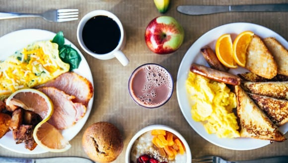 Tener un desayuno energético es sencillo y puede beneficiarte más de lo que te imaginas. (Pexels)