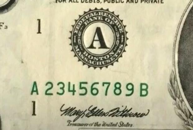 En algunos billetes se observa el número de serie en escalera (Foto: Beto Coin/YouTube)