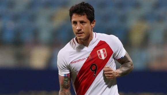 El delantero de la Selección Peruana no jugará por suspensión. (Foto: Reuters)