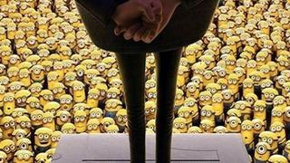 El viral del día: ¿puedes hallar al Bob Esponja camuflado entre los cientos de Minions de la imagen? [FOTO]