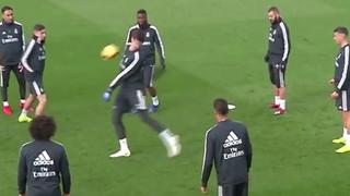 ¡Eso debió doler! Courtois recibió un pelotazo en la cara en el entrenamiento del Real Madrid [VIDEO]