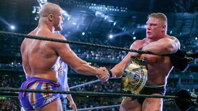 Brock Lesnar venció a Kurt Angle y se convirtió en campeón de la empresa. (Foto: WWE)