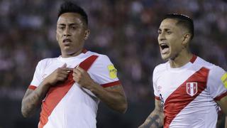 Jugadores lucieron la nueva camiseta en la previa del Perú vs. Holanda [FOTO]