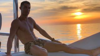 Desde su lujoso yate: la pregunta de Cristiano Ronaldo a sus seguidores en Instagram que es viral 